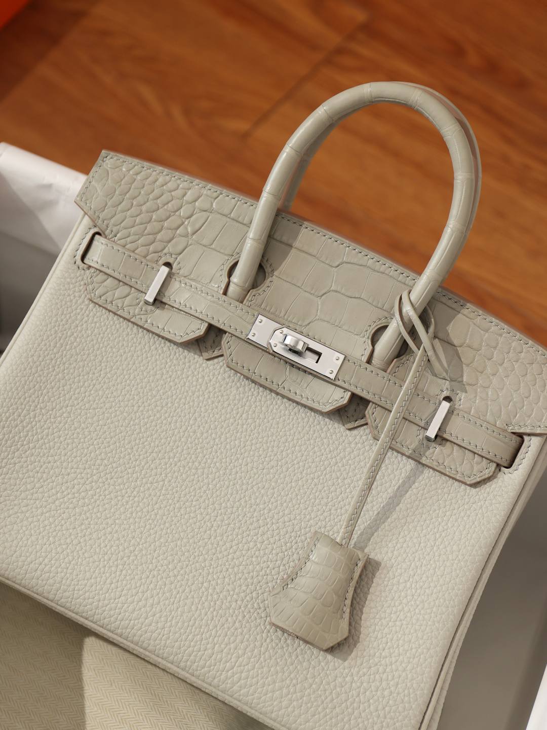 Shebag fully handmade Hermes Birkin 25 bag with crocodile leather(Dec 2025 updated)-Molemo ka ho Fetisisa Lebenkele la Lebenkele la Marang-rang la Fake Louis Vuitton, Replica designer bag ru