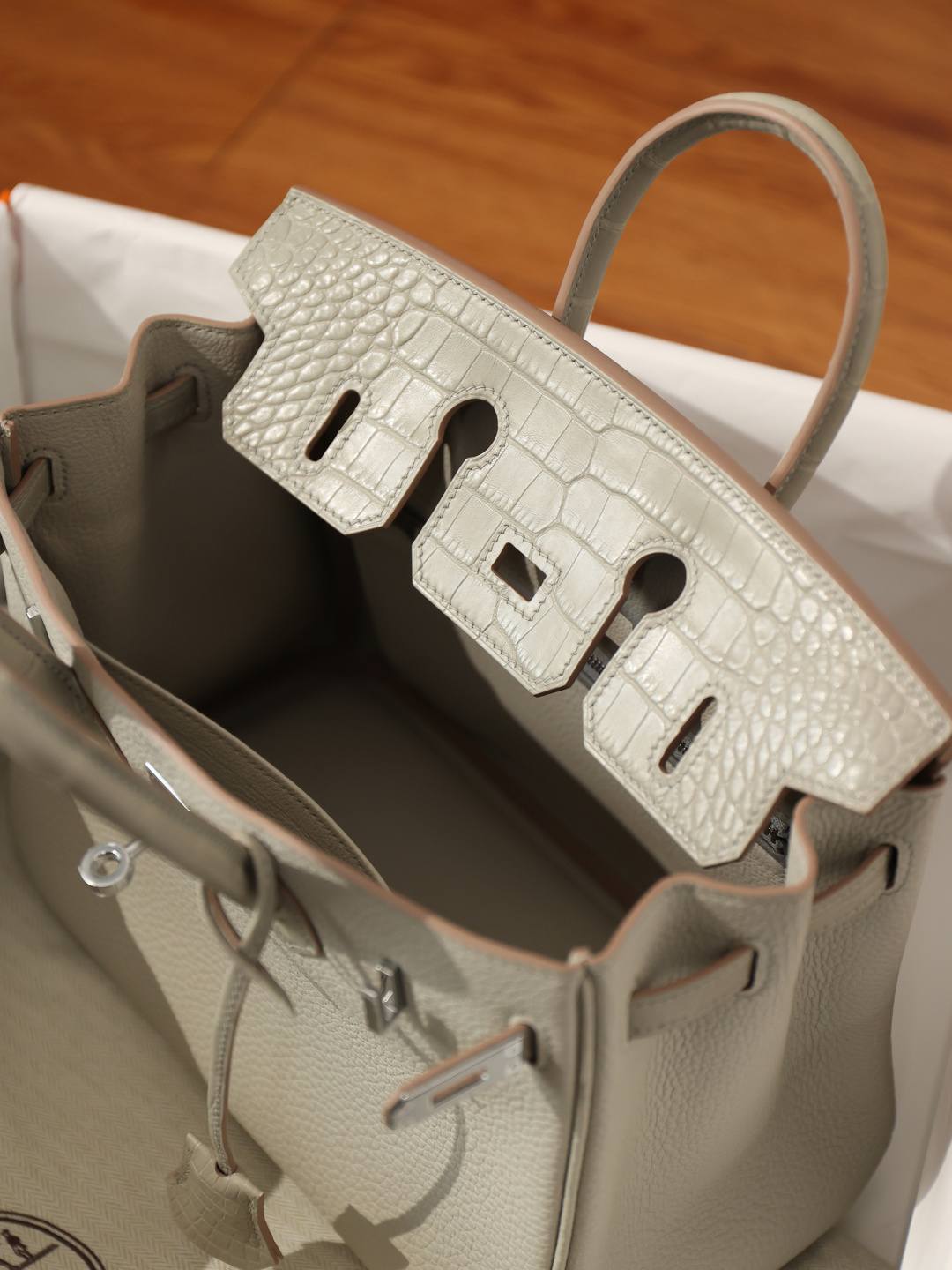 Shebag fully handmade Hermes Birkin 25 bag with crocodile leather(Dec 2025 updated)-Molemo ka ho Fetisisa Lebenkele la Lebenkele la Marang-rang la Fake Louis Vuitton, Replica designer bag ru