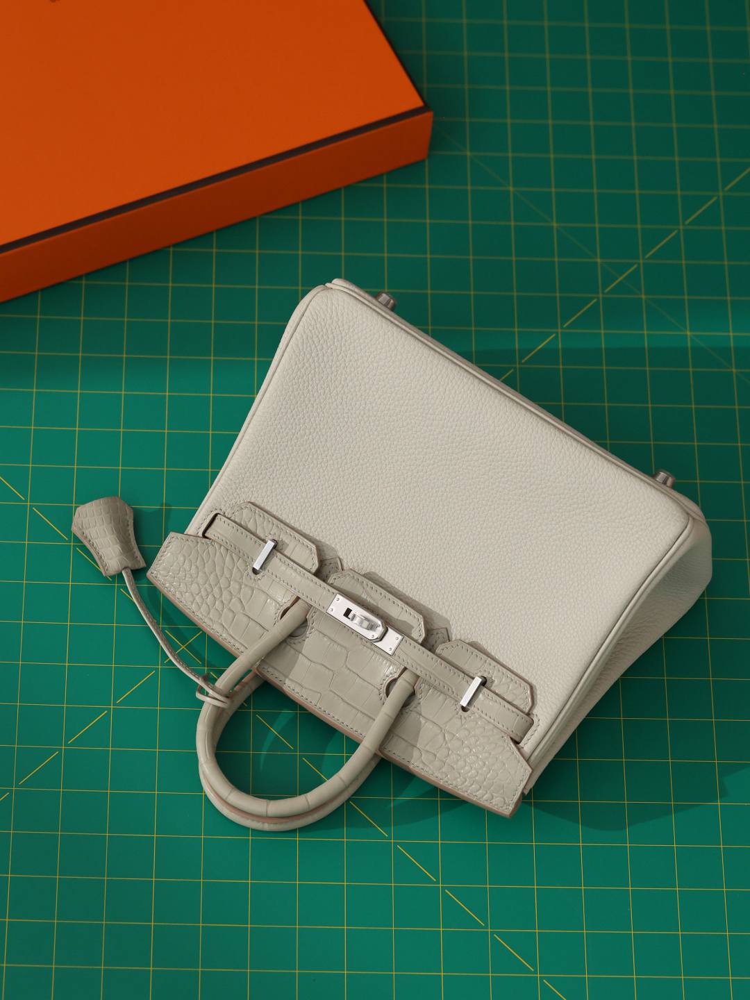 Shebag fully handmade Hermes Birkin 25 bag with crocodile leather(Dec 2025 updated)-Molemo ka ho Fetisisa Lebenkele la Lebenkele la Marang-rang la Fake Louis Vuitton, Replica designer bag ru