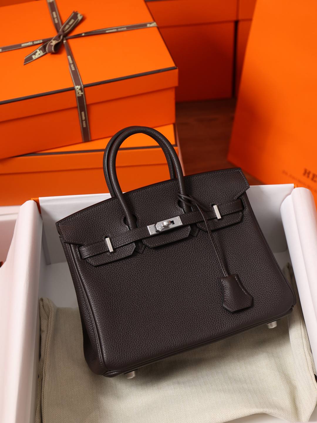 Shebag Hermes Birkin 25 bag Ebony color bag review(Dec 2025 updated)-ហាងអនឡាញកាបូប Louis Vuitton ក្លែងក្លាយដែលមានគុណភាពល្អបំផុត កាបូបអ្នករចនាម៉ូដចម្លង ru