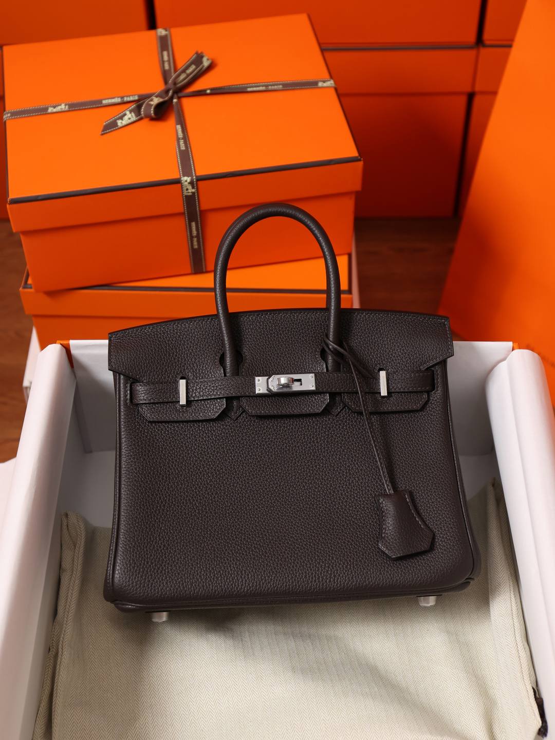 Shebag Hermes Birkin 25 bag Ebony color bag review(Dec 2025 updated)-ហាងអនឡាញកាបូប Louis Vuitton ក្លែងក្លាយដែលមានគុណភាពល្អបំផុត កាបូបអ្នករចនាម៉ូដចម្លង ru