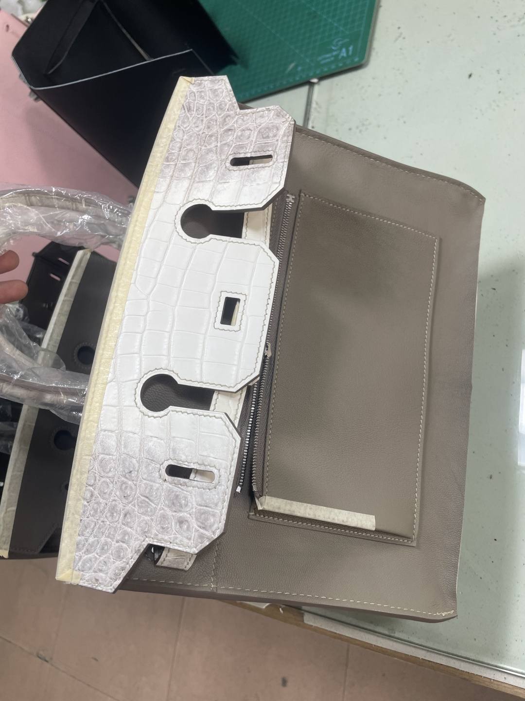 Shebag Hermes Birkin 30 Himalaya cocrodile leather bag review(Dec 2025 updated)-Best Quality Fake Louis Vuitton Bag Online Store, Replica designer bag ru Shebag Hermes Birkin 30 Himalaya cocrodile leather bag review(Dec 2025 updated)-Best Quality Fake Louis Vuitton Bag Online Store, Replica designer bag ru